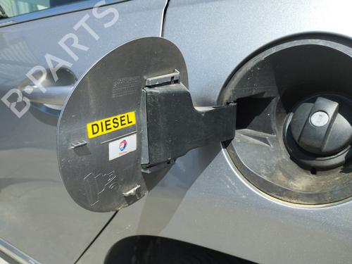 fuel-flap-peugeot-2008-i-cu_-2013-37189337 main image