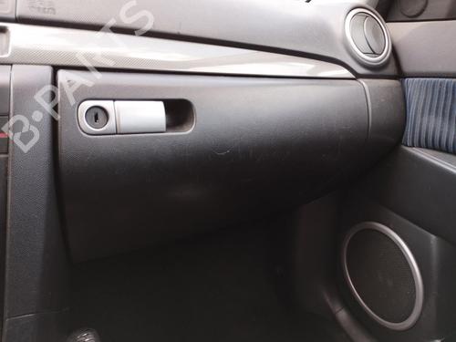 Dashboardkastje MAZDA 3 (BK) 1.6 DI Turbo (109 hp) 27054032