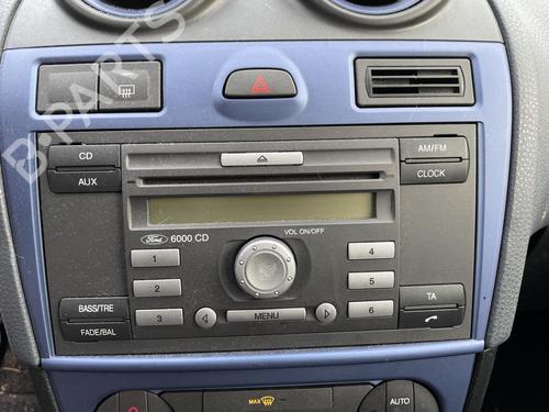 Used Radio FORD FIESTA V (JH_, JD_) 1.6 TDCi (90 hp) 27081707