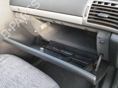 Glove box PEUGEOT 407 (6D_) 2.0 HDi 135 (6DRHRH, 6DRHRE, 6DRHRG, 6DRHRJ) | BP30128041C95