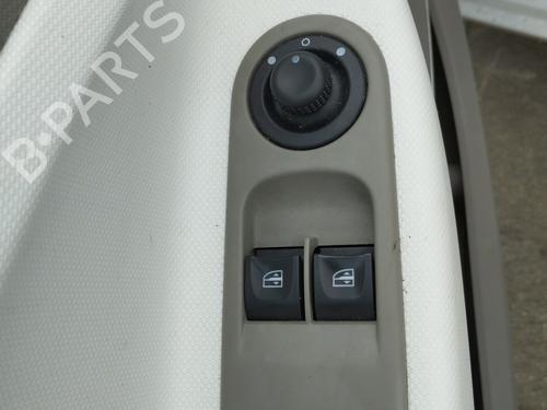 Used Mirror switch RENAULT ZOE (BFM_) ZOE (88 hp) 27049348
