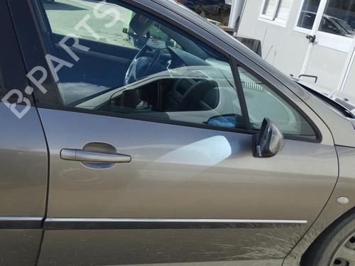 Używane Klamka zewnętrzna drzwi przednich prawych PEUGEOT 407 (6D_) 1.6 HDi 110 (6D9HZC, 6D9HYC) (109 hp) 27071640