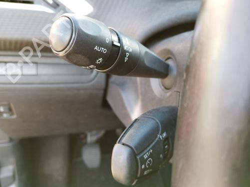 Used Steering column stalk Steering column stalk PEUGEOT 208 I (CA_, CC_) 1.2 VTI 82 (82 hp) 30548405 30548405
