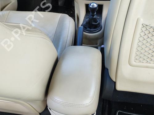 Used Middle console Middle console CITROËN C4 I (LC_) 2.0 HDi (136 hp) 27043549 27043549