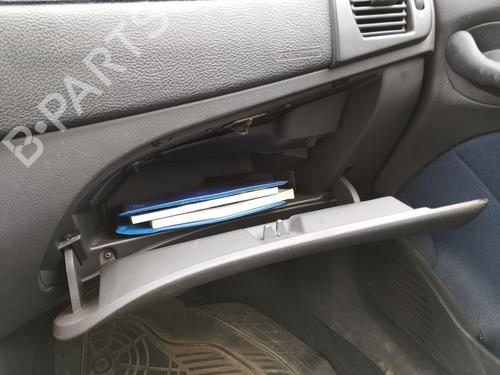 Used Glove box Glove box FIAT MAREA (185_) 1.9 JTD 110 (185AXT1A) (110 hp) 27659412 27659412