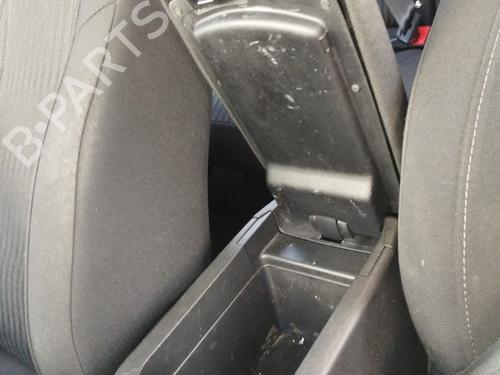 Console centrale Console centrale PEUGEOT 308 SW II (LC_, LJ_, LR_, LX_, L4_) 1.6 BlueHDi 100 (99 hp) 34281746 34281746