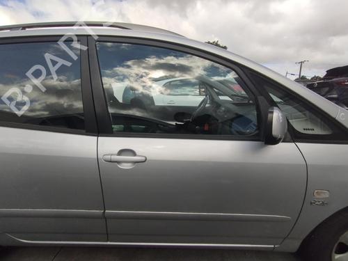 Used Right front door TOYOTA COROLLA Verso (_E12_) 2.0 D-4D (CDE120_, CDE120R) (90 hp) 27069981