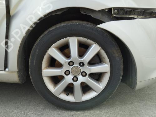 Højre bremsekaliber foran TOYOTA COROLLA Verso (ZER_, ZZE12_, R1_) 2.2 D-4D (AUR10_, AUR10R) (136 hp) 27044265