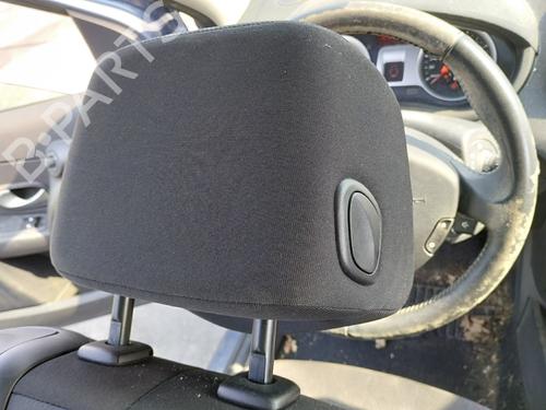 headrest-renault-clio-iii-br01-cr01-2005-2006-2007-2008-2009-2010-2011-2012-2013-2014-37867522 main image
