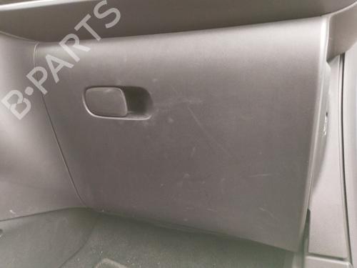 Used Glove box Glove box CITROËN C3 III (SX) 1.5 BlueHDi 100 (SXYHYP, SXYHTU) (102 hp) 33544608 33544608