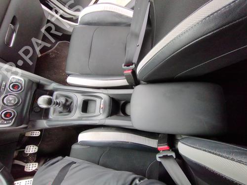 Used Middle console Middle console CITROËN DS4 (NX_) 1.6 HDi 115 (114 hp) 32044451 32044451