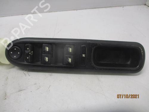 Used Left front window switch Left front window switch PEUGEOT 407 (6D_) 1.6 HDi 110 (6D9HZC, 6D9HYC) (109 hp) 27051287 27051287