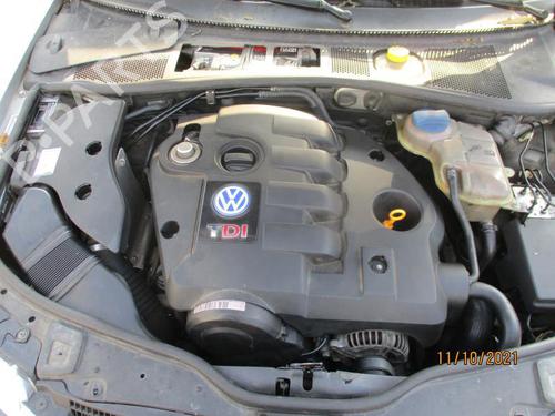 Left front fog light VW PASSAT B5.5 (3B3) 1.9 TDI | BP27048267C30  - Image 9