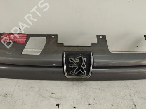 Grill PEUGEOT 306 Hatchback (7A, 7C, N3, N5) 1.9 D | BP29598526C40 