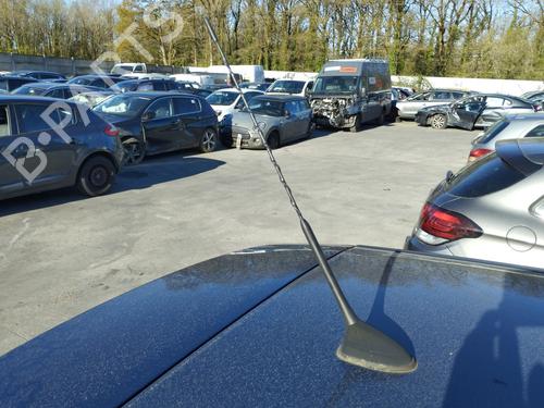 antennabase-ford-focus-iii-turnier-2010-2011-2012-2013-2014-2015-2016-2017-2018-2019-2020-33544873 main image