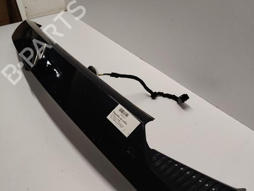 tailgate-trim-citroen-c4-iii-ba_-bb_-bc_-2020-39665106 main image