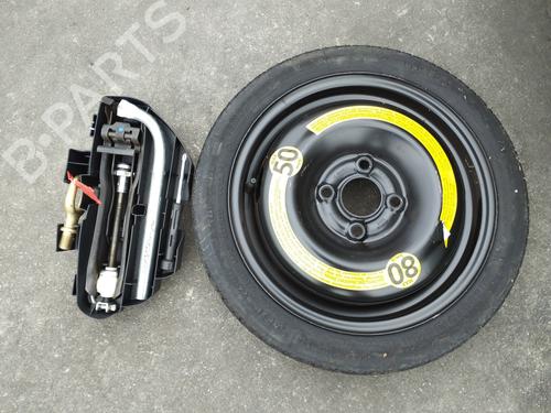 Used Jack Kit VW POLO (6N2) 1.4 (60 hp) 30449848