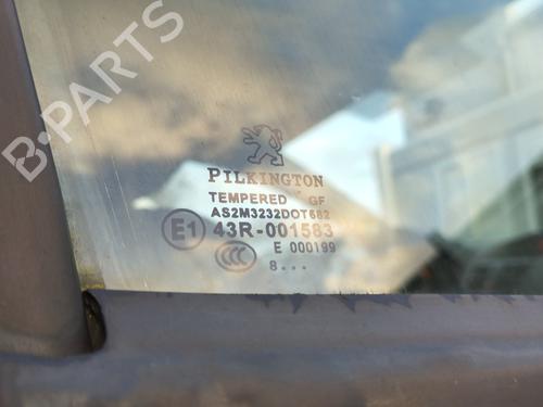 Used Front right door window Front right door window 32234004 32234004