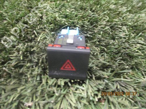 Used Warning switch Warning switch VW POLO V (6R1, 6C1) 1.4 TDI (75 hp) 27065914 27065914