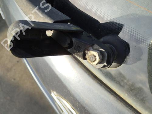 rear-windshield-wiper-arm-opel-corsa-d-s07-2006-2007-2008-2009-2010-2011-2012-2013-2014-2015-31815248 main image