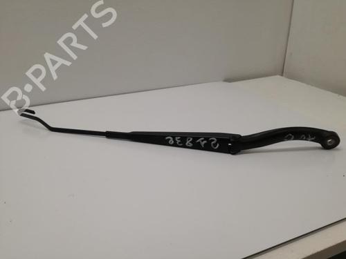 Used Front windshield wiper arm PEUGEOT 307 (3A/C) 1.4 HDi (68 hp) 27056406