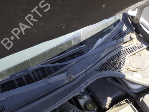 Used Front windshield wiper arm RENAULT LAGUNA III Grandtour (KT0/1) 2.0 dCi (KT07, KT0J, KT14, KT1A, KT1S) (131 hp) 29550682