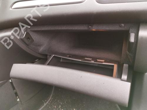 Used Glove box Glove box RENAULT MEGANE IV Grandtour (K9A/M/N_) 1.5 dCi 110 (110 hp) 32095809 32095809