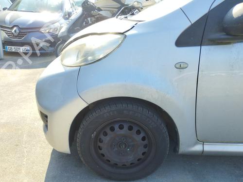 Used Left front driveshaft PEUGEOT 107 (PM_, PN_) 1.0 (68 hp) 27084350