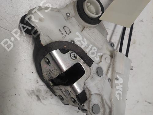 Front left lock TOYOTA YARIS (_P13_) 1.4 D (NLP130_, NLP130) | BP27072294C98 