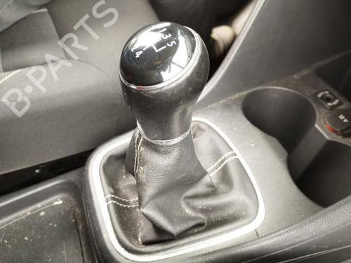 Gearknop Gearknop VW POLO V (6R1, 6C1) 1.2 TSI 16V (90 hp) 34627787 34627787