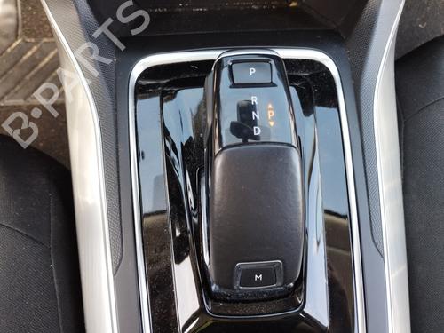 Used Gear lever Gear lever PEUGEOT 308 II (LB_, LP_, LW_, LH_, L3_) 1.2 THP 130 (131 hp) 33858131 33858131