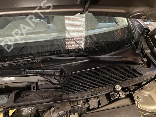 Used Front windshield wiper arm RENAULT MEGANE III Hatchback (BZ0/1_, B3_) 1.5 dCi (BZ09, BZ0D, BZ1W, BZ29, BZ14) (110 hp) 27087186