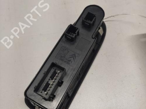 Used Left front window switch Left front window switch PEUGEOT 508 I (8D_) 1.6 BlueHDi 120 (120 hp) 27069805 27069805