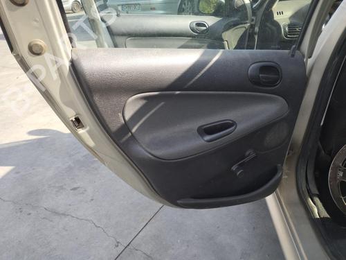 Dashboard PEUGEOT 206 SW (2E/K) 1.4 HDi | BP27070342C46 - Image 21