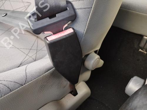 Used Seat buckle RENAULT CLIO II (BB_, CB_) 1.5 dCi (B/CB07) (65 hp) 30109804