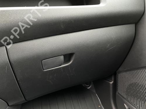 Used Glove box Glove box RENAULT EXPRESS Box Body/MPV 1.5 Blue dCi 95 (F6AB) (95 hp) 27086815 27086815