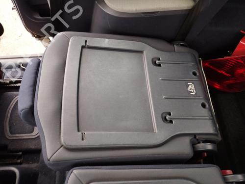 Sæde Bagtil Sæde Bagtil PEUGEOT 1007 (KM_) 1.4 HDi (68 hp) 39935592 39935592