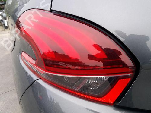 Used Left taillight PEUGEOT 208 I (CA_, CC_) 1.6 HDi / BlueHDi 75 (75 hp) 28059972