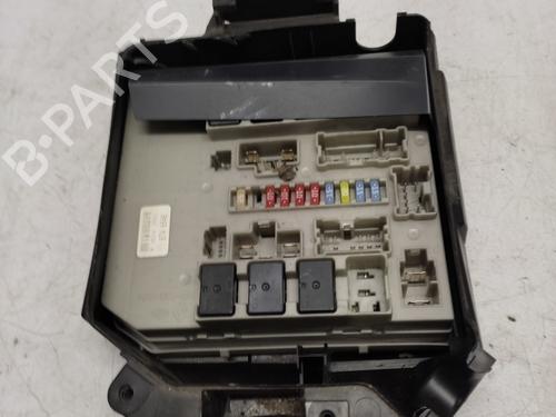 Used Fuse box Fuse box 38871728 38871728