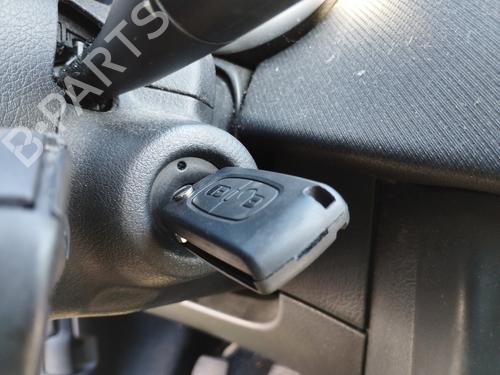 Used Ignition barrel PEUGEOT 207 (WA_, WC_) 1.4 16V (95 hp) 29359495