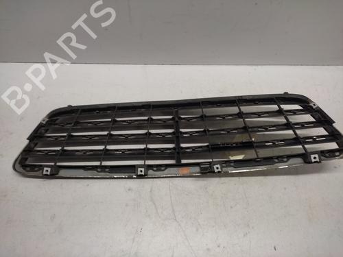 grille-mercedes-benz-c-class-w203-2000-2001-2002-2003-2004-2005-2006-2007-30792837 main image