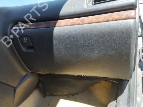 Used Glove box Glove box 39481364 39481364