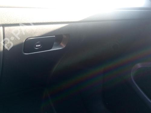Used Glove box Glove box VW GOLF VII (5G1, BQ1, BE1, BE2) 1.6 TDI (105 hp) 27087511 27087511