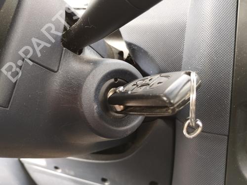 ignition-barrel-peugeot-1007-km_-2005-28277324 main image