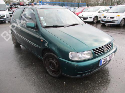 Left headlight VW POLO III (6N1) 60 1.4 | BP27061457C28 