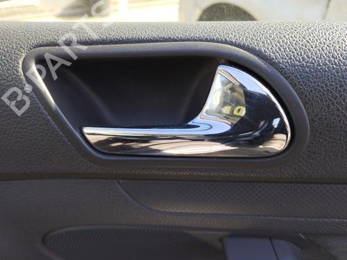 Used Front right interior door handle VW GOLF V (1K1) 1.6 (102 hp) 27048966