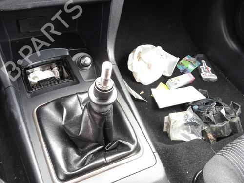 Used Gear lever MITSUBISHI LANCER VIII Sportback (CX_A) 2.0 DI-D (CX8A) (140 hp) 27077836