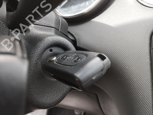 Used Ignition barrel PEUGEOT 308 I (4A_, 4C_) 1.6 HDi (92 hp) 27576706