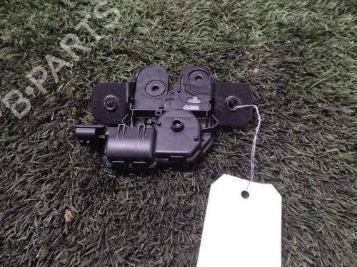 Used Tailgate lock NISSAN JUKE (F16_) DIG-T 117 (117 hp) 27083512