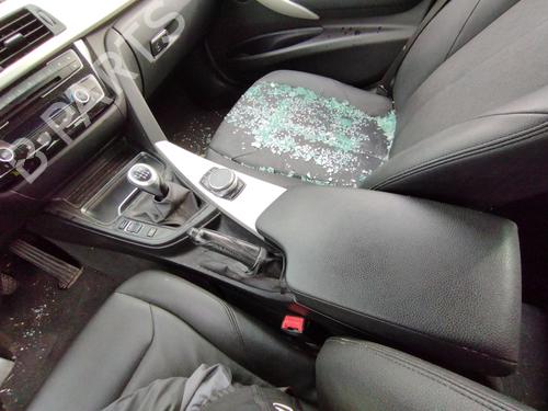Used Middle console BMW 3 Touring (F31) 318 i (136 hp) 30326413